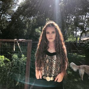 Meet your Posher, Ellie